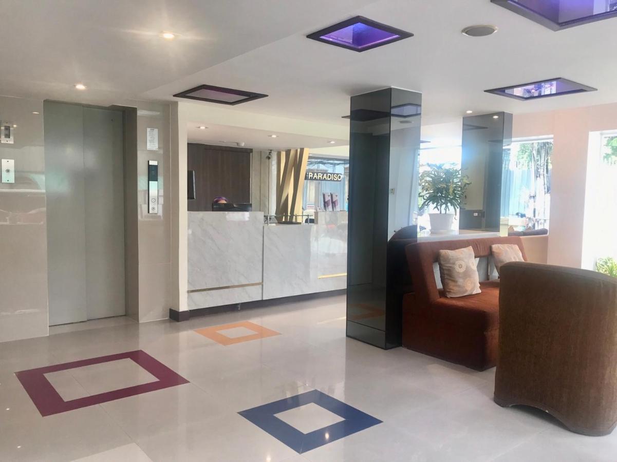 Paradiso Boutique Suites Bangkok Buitenkant foto