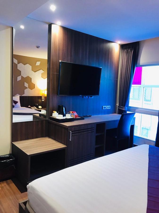 Paradiso Boutique Suites Bangkok Buitenkant foto