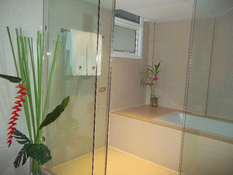 Paradiso Boutique Suites Bangkok Buitenkant foto